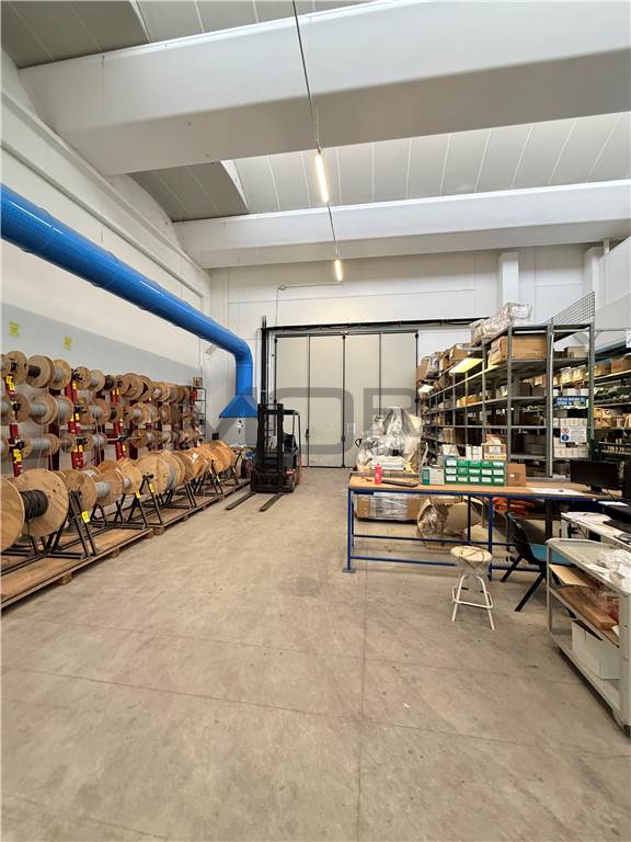 CAPANNONE PRODUTTIVO